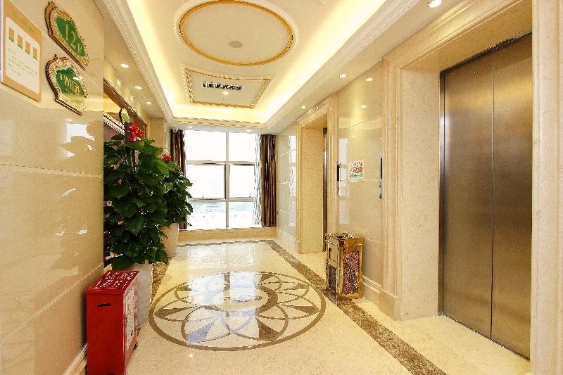 Vienna Classic Hotel Shenzhen Bantian Wuhe Avenue Exterior foto